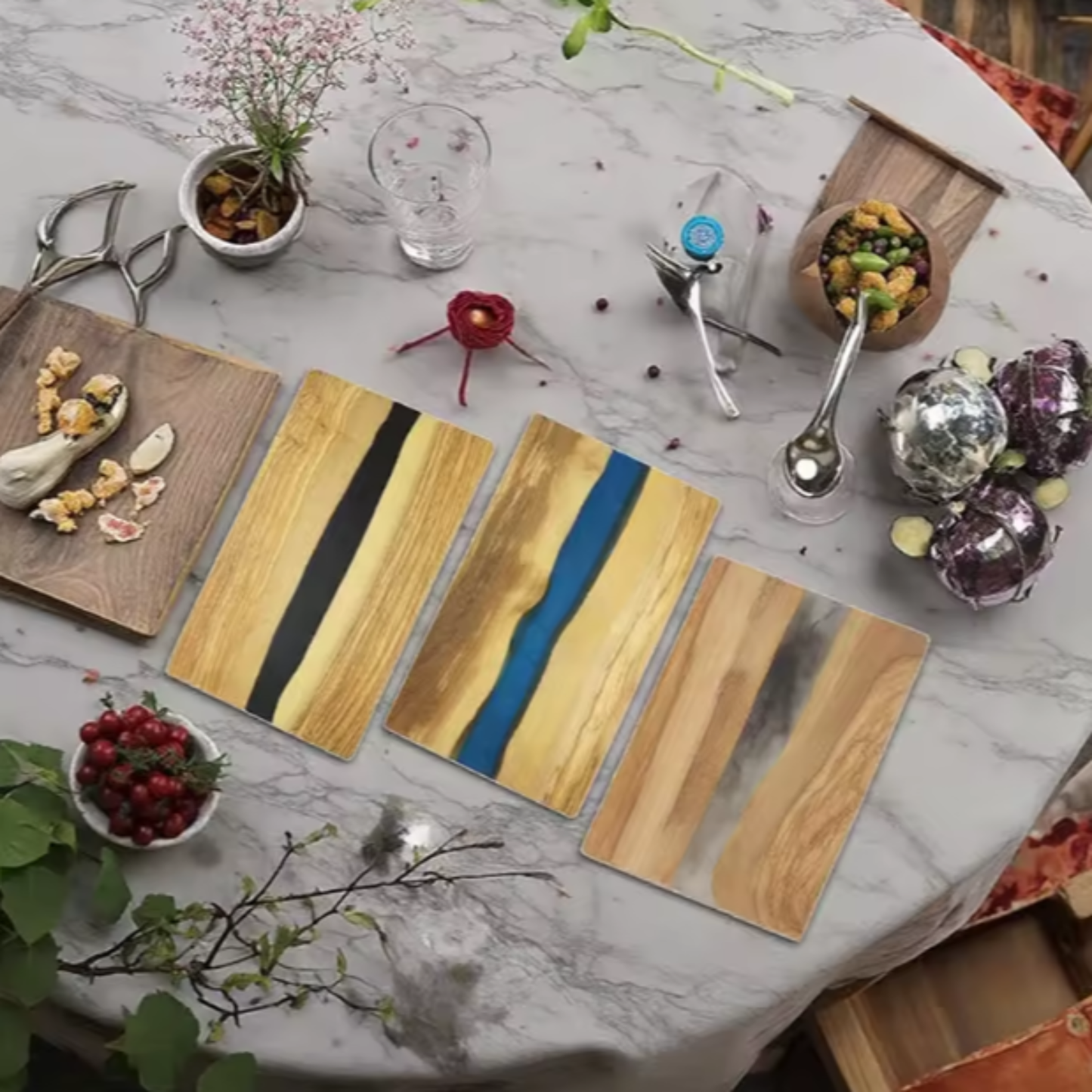 Epoxy Resin Olive Wood Serving Platter