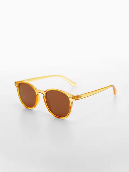 Polarised sunglasses