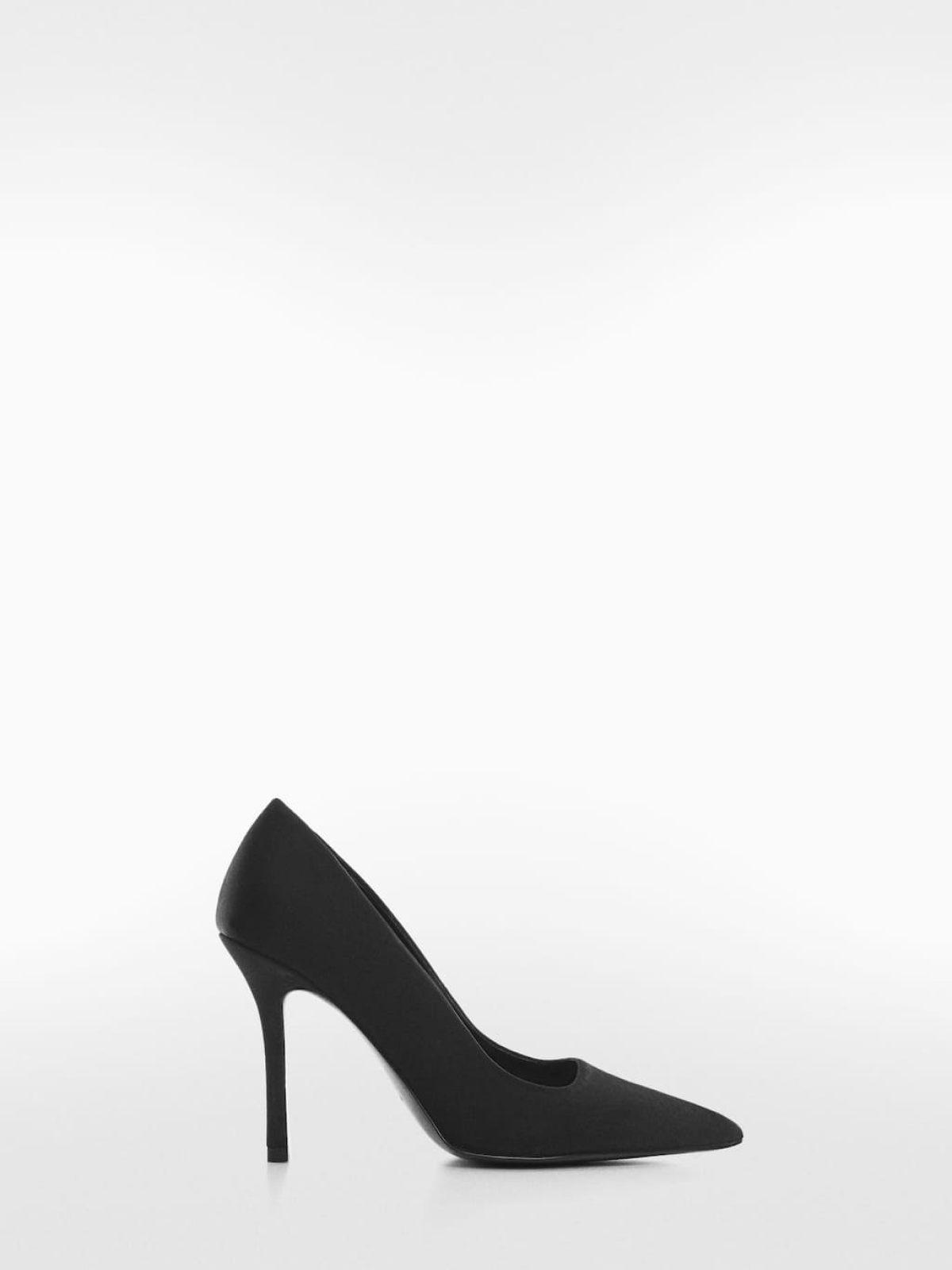 Pointed toe heel shoes