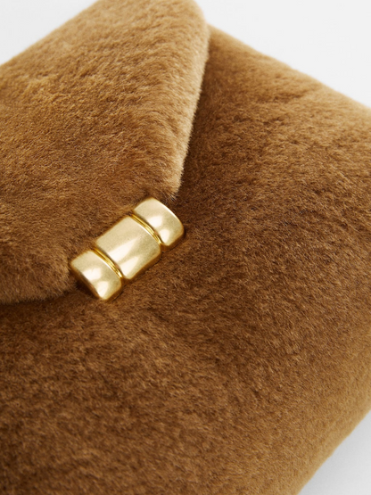 Quilted fur-effect bag