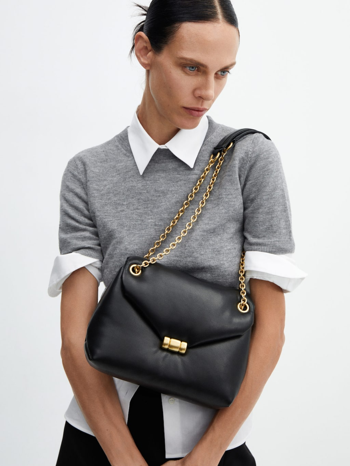 Quilted bag with flap