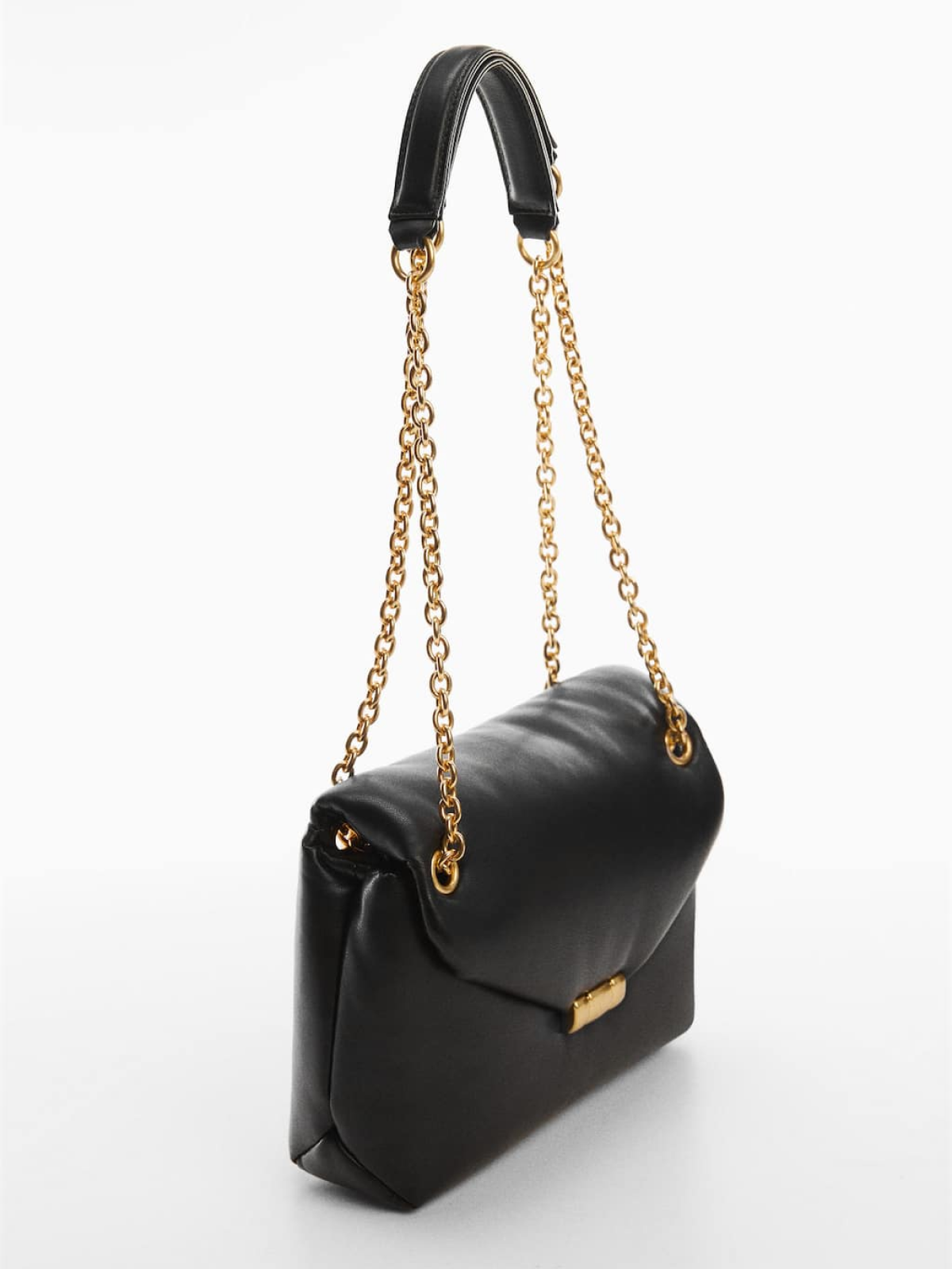 Quilted bag with flap