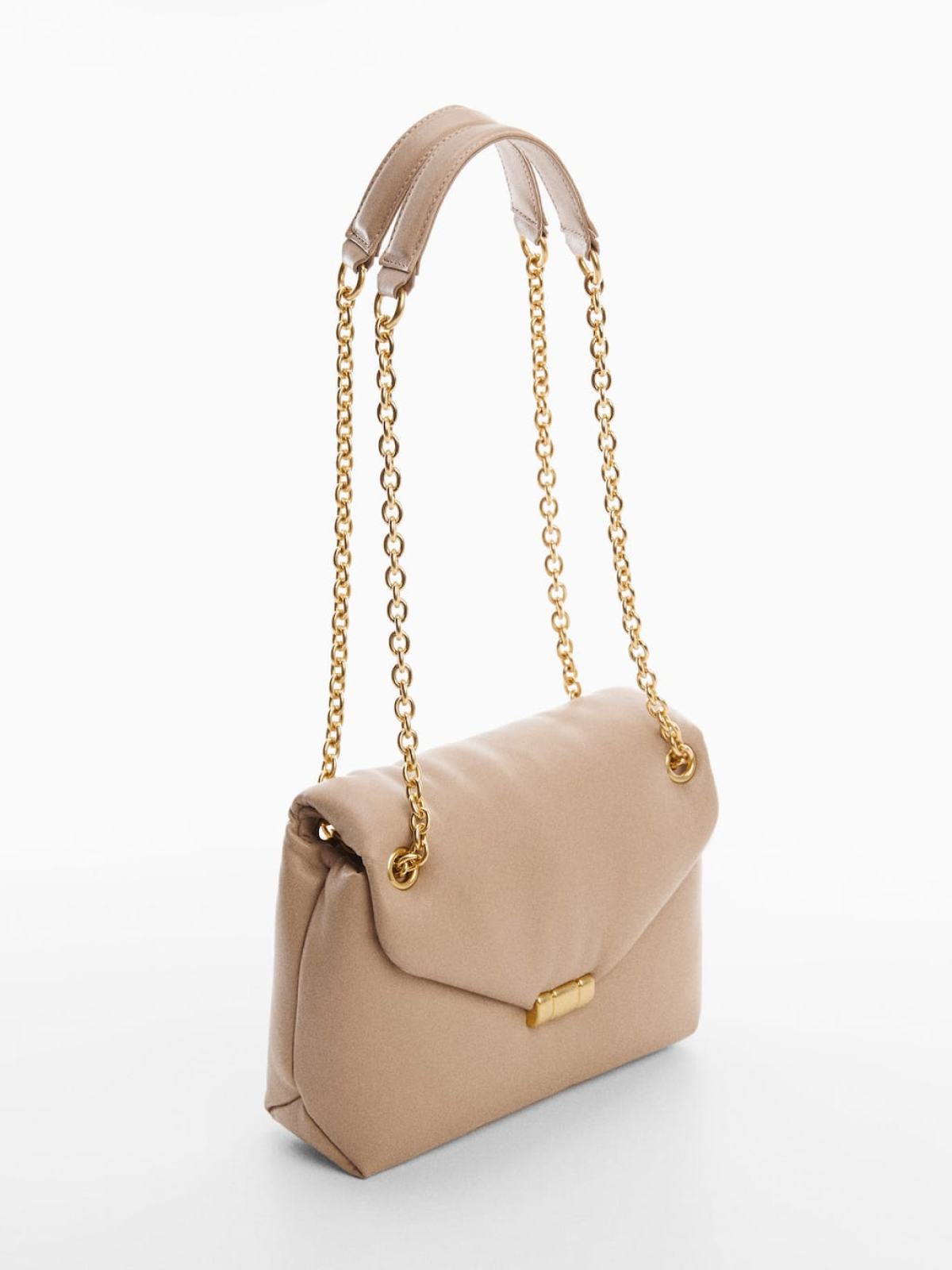 Quilted bag with flap