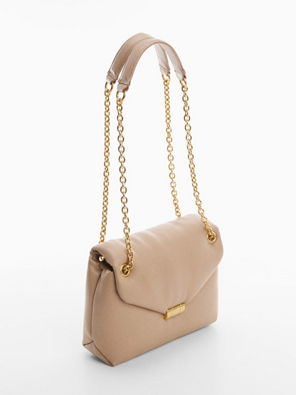 Quilted bag with flap