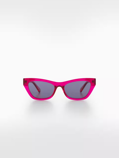 Cat-eye sunglasses