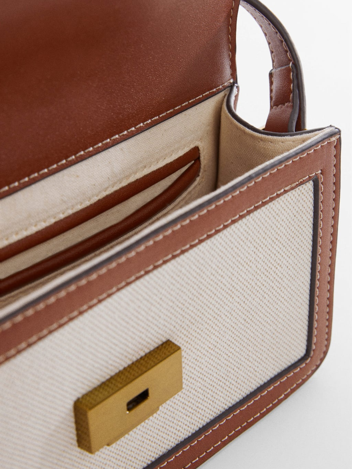 Textured bag with flap