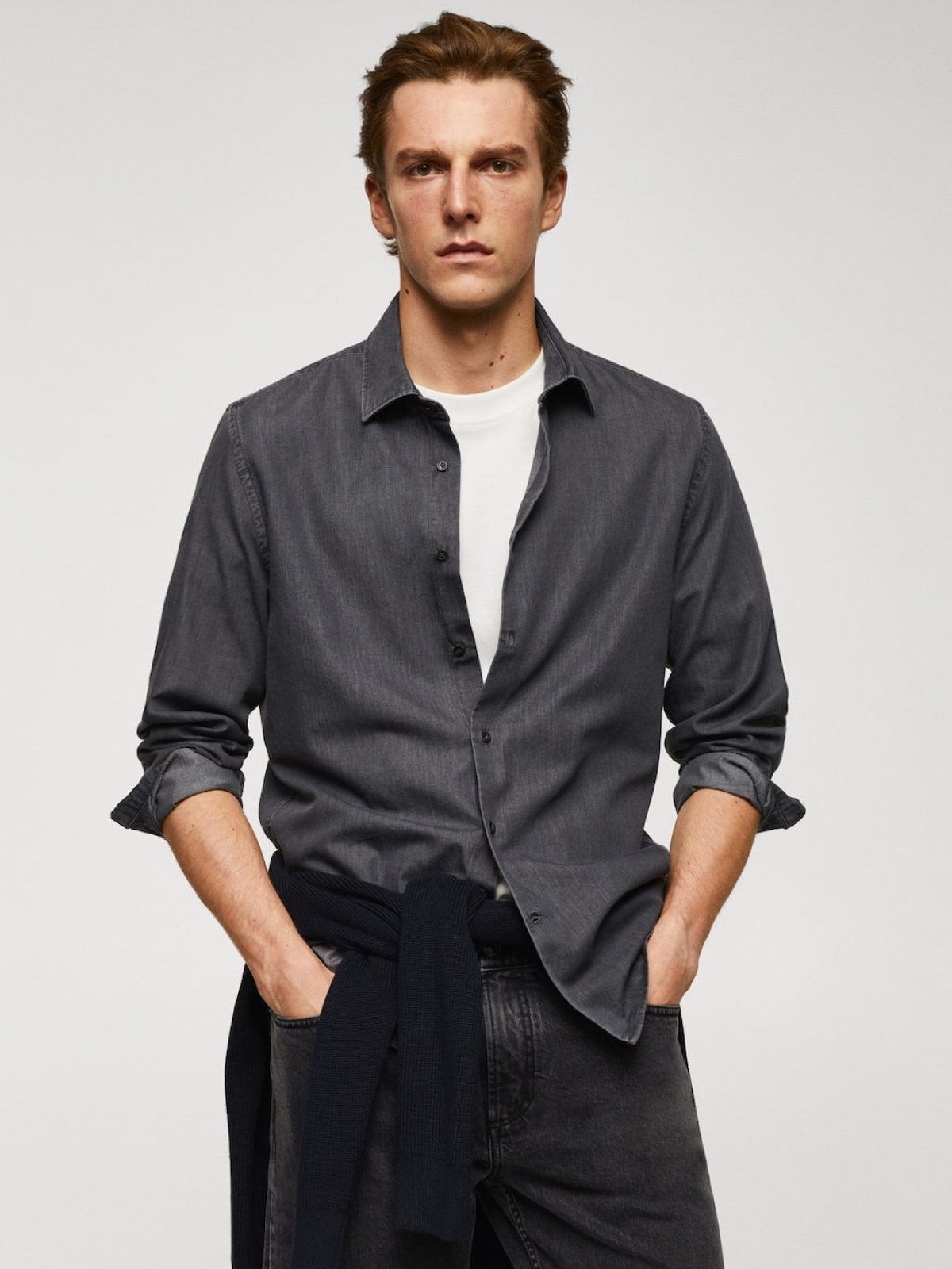 Slim-fit chambray cotton shirt