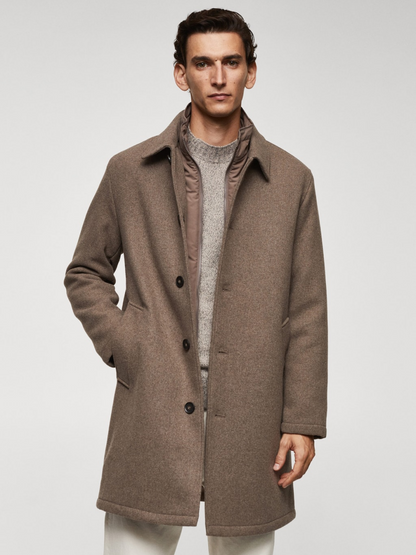 Thermoregulating wool coat