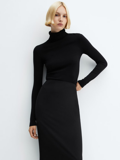 Straight long skirt
