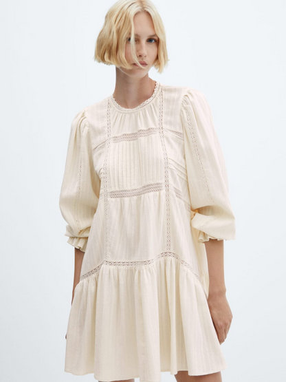 Puff-sleeved embroidered dress